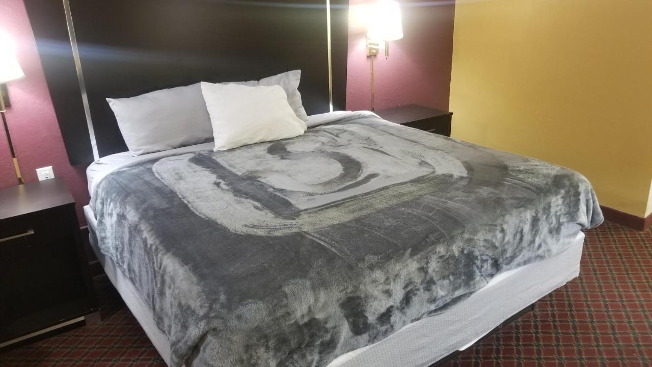 Executive Inn Стилуотер Экстерьер фото